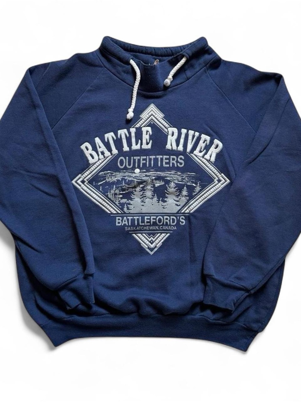 Vintage 1980s Saskatchewan Canada Navy Graphic Crewneck Sweatshirt L